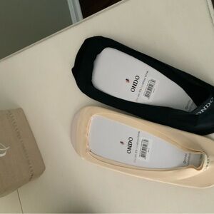 Women's Black and Cream No-Show Socks